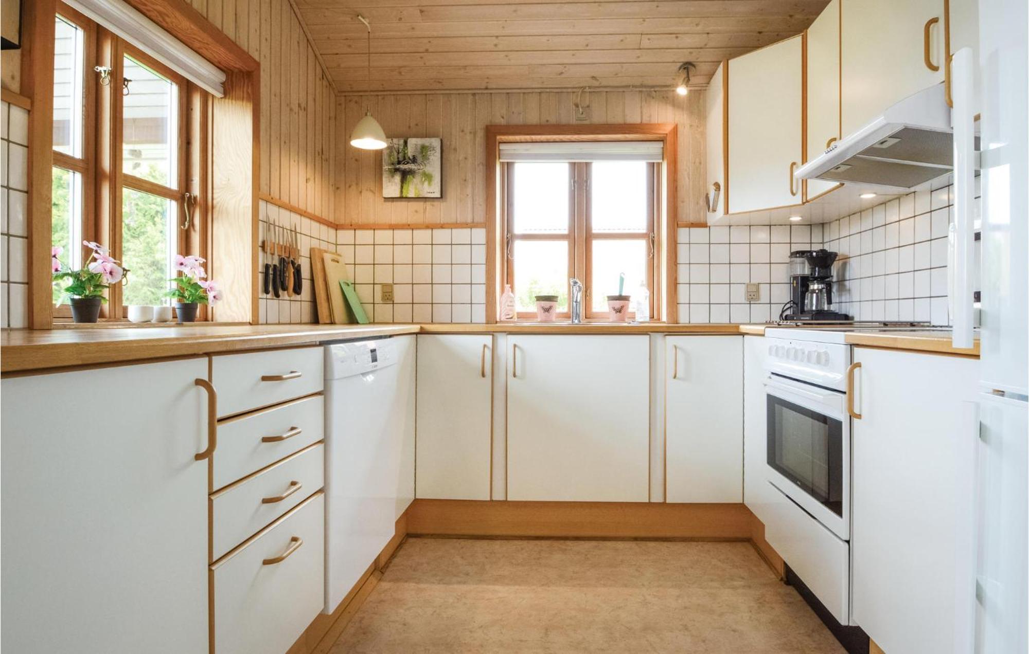 Gorgeous Home In Haderslev With Kitchen Arosund Exterior photo